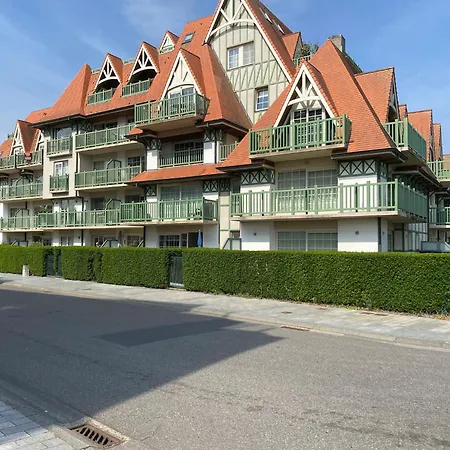 In Near Flemish Coast 아파트
